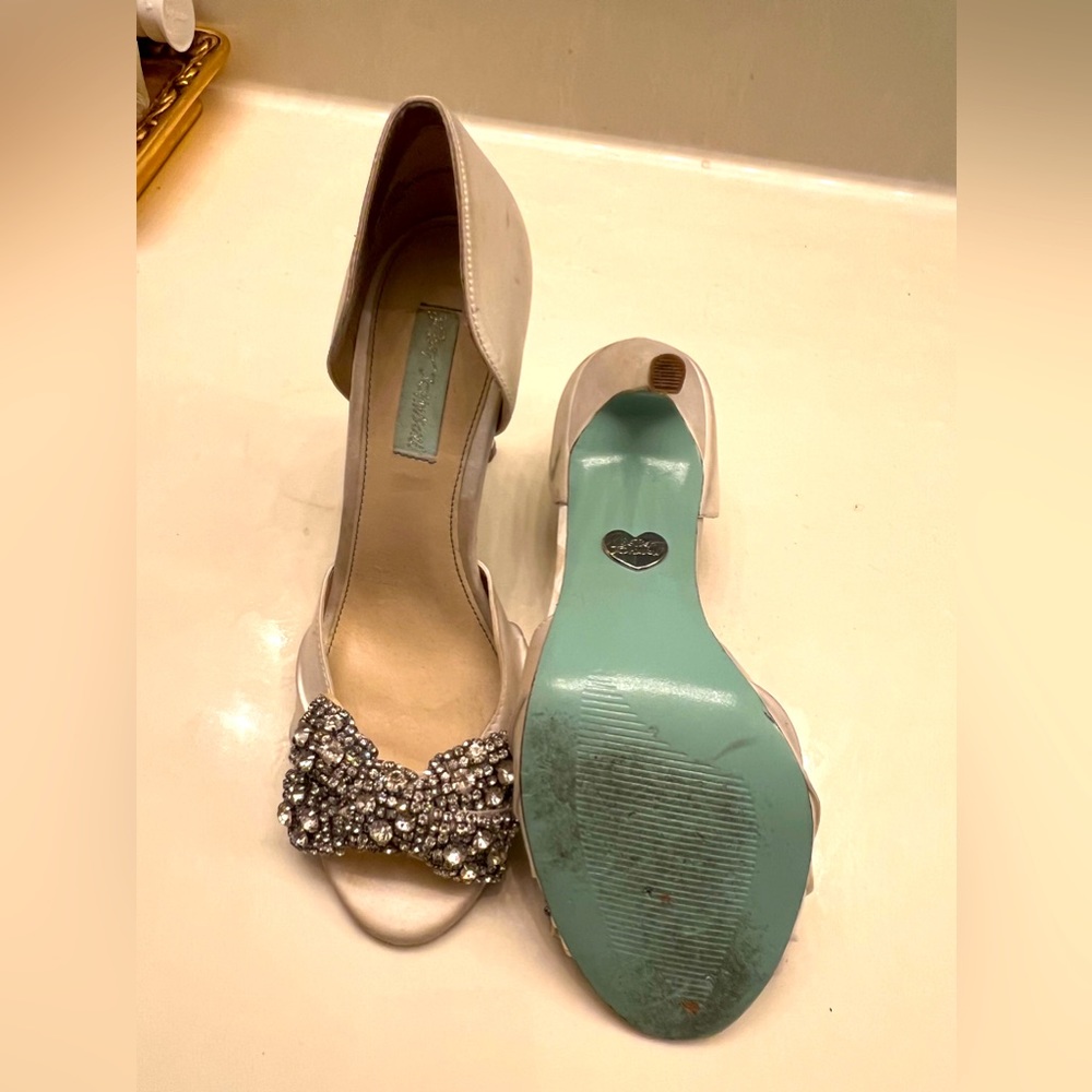 Betsy Johnson Bow Wedding Shoes